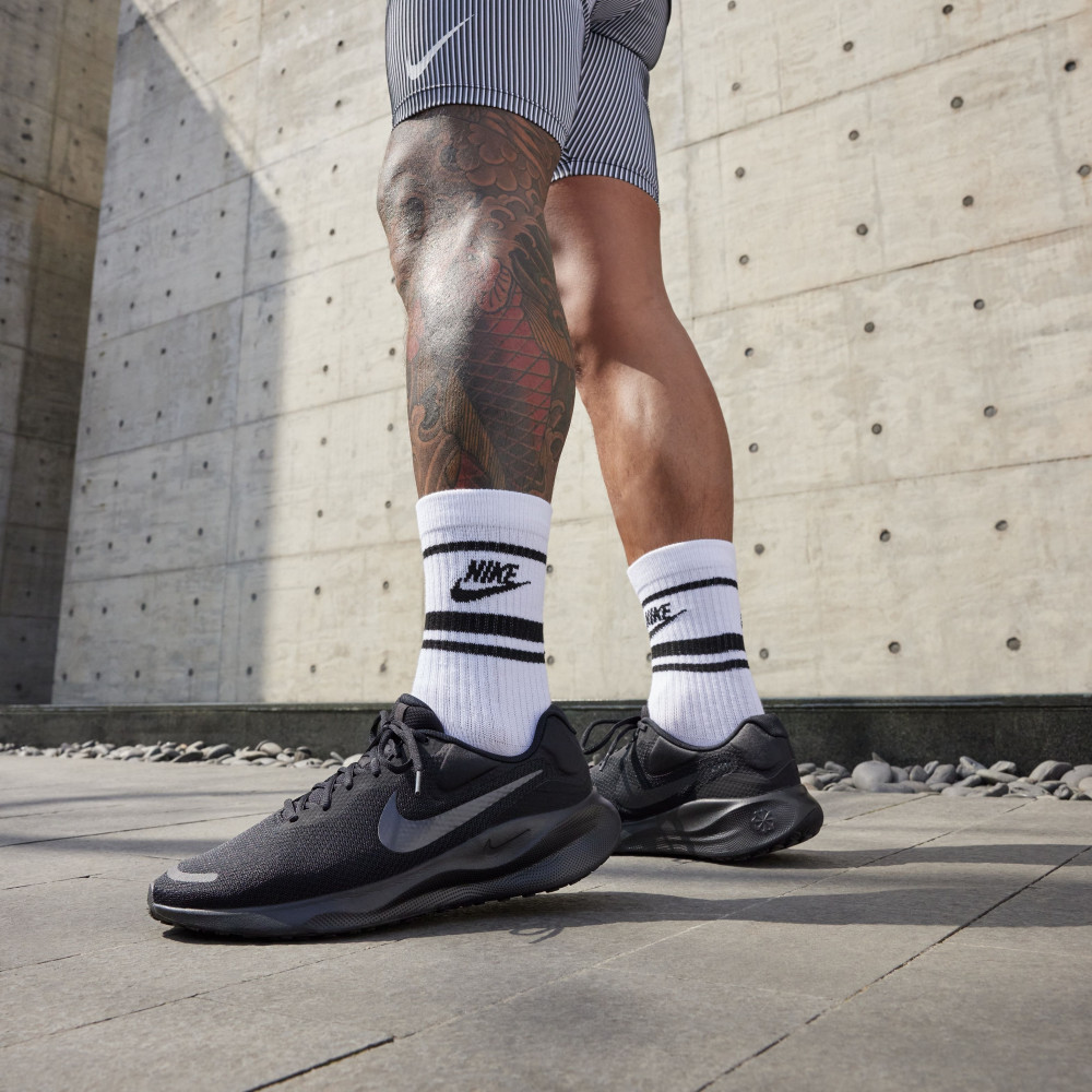 NIKE REVOLUTION 7 A THEONE-SHOP