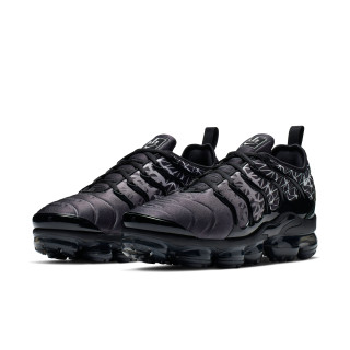 Nike air vapormax plus THEONE-SHOP