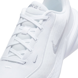nike uplift sc