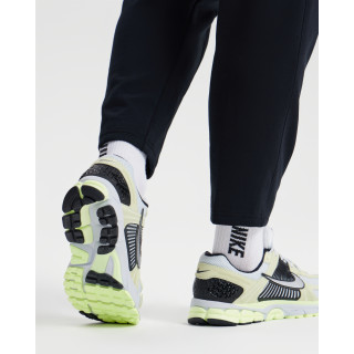 NIKE ZOOM VOMERO 5 a theone-shop